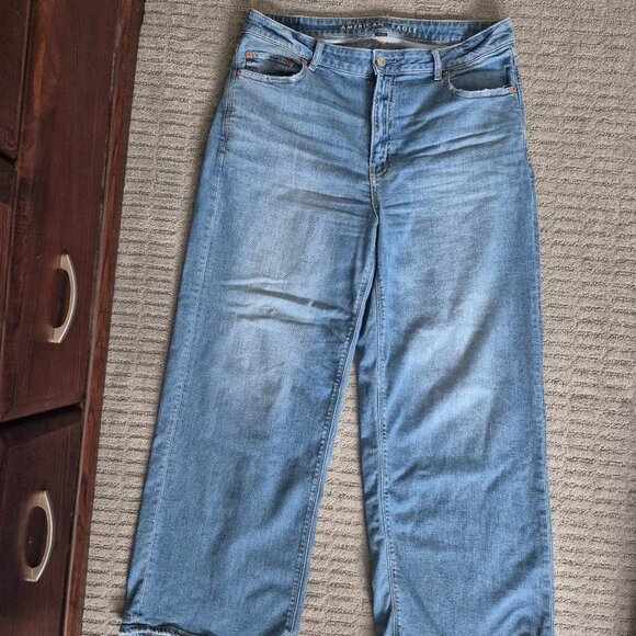 American Eagle Dreamy Drape jeans - Picture 1 of 2